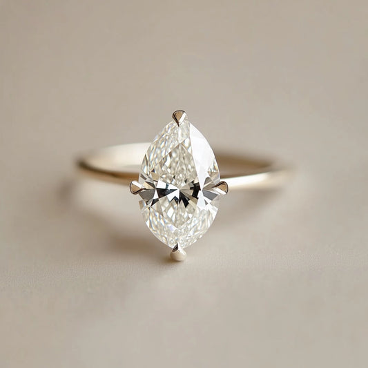 The Marquise-shaped diamond ring Simple