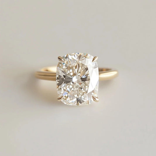 The Cushion Cut Diamond ring Simple